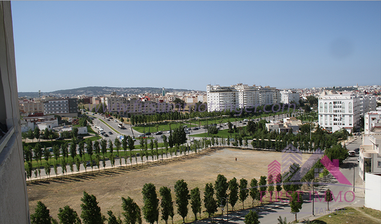 LUMINEUX APPARTEMENT SUR ROUTE DE RABAT A VENDRE