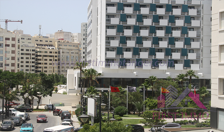 EXCLUSIF:APPARTEMENT MEUBLE A LOUER AU CENTRE