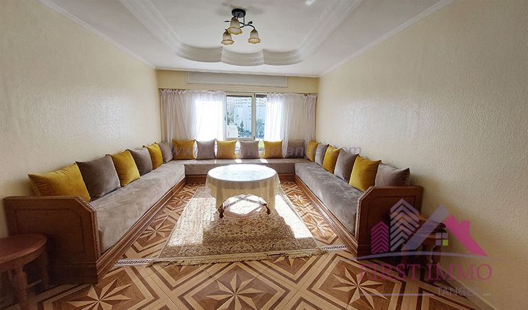 LUMINEUX APPARTEMENT EN PLEIN CENTRE À LOUER POUR VOS VACANCES