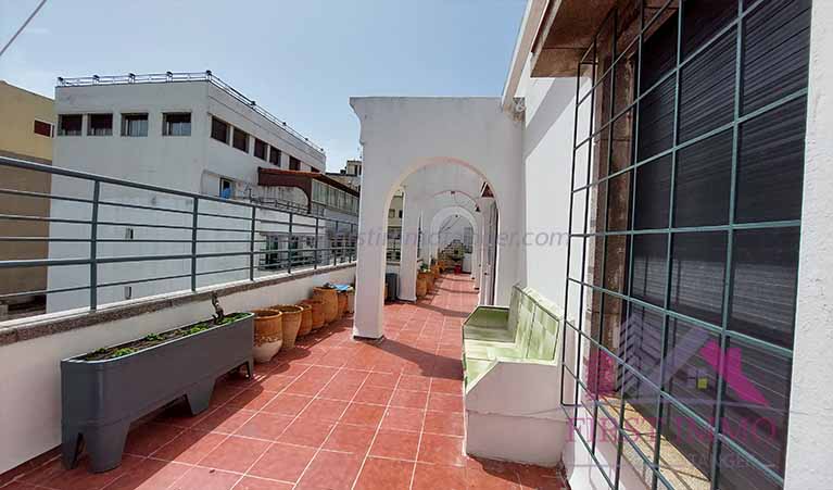 Penthouse traditionnelle pour Location